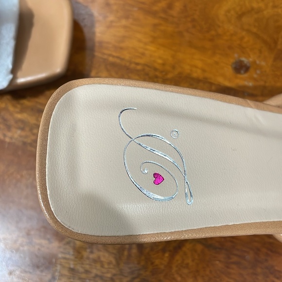 Cute heels - Picture 12 of 12